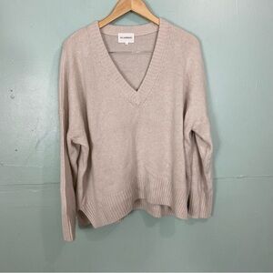 W. Cashmere V Neck‎ Sweater Medium Cream Knit